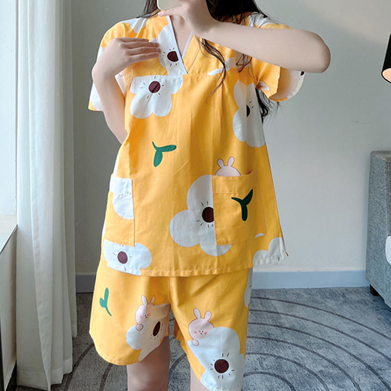 Cute Flowers Print V-Neck T-Shirt Shorts Pajamas Set Modakawa