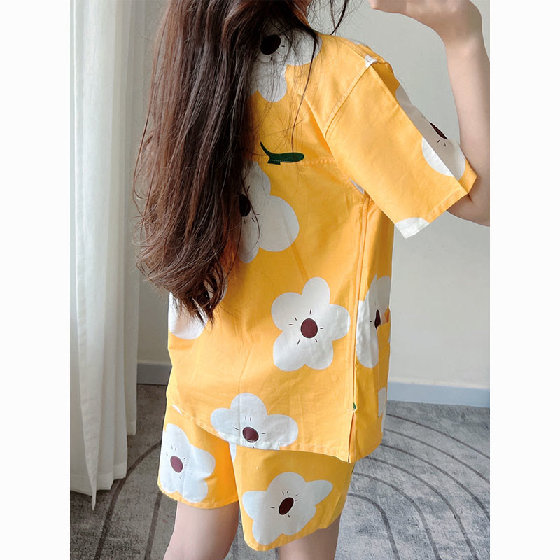 Cute Flowers Print V-Neck T-Shirt Shorts Pajamas Set Modakawa