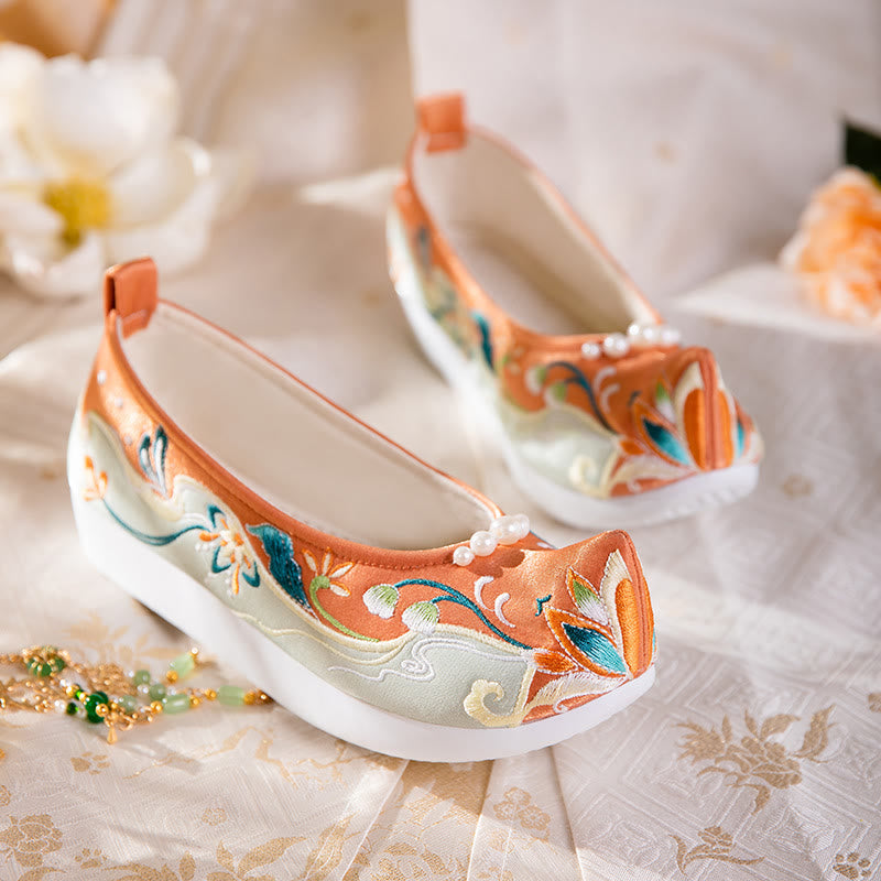 Sweet Retro Pearl Decor Floral Embroidery Shoes modakawa