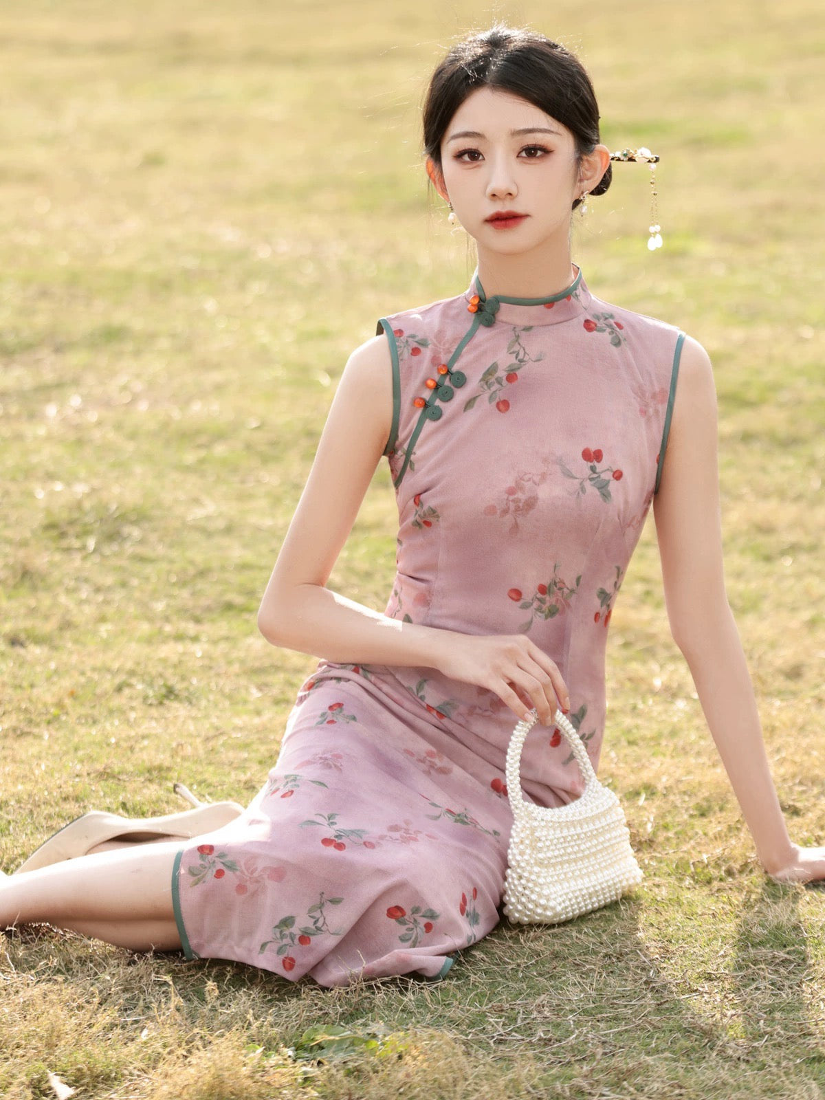 Cherry Blossom Sleeveless Long Cheongsam Hanfu Story