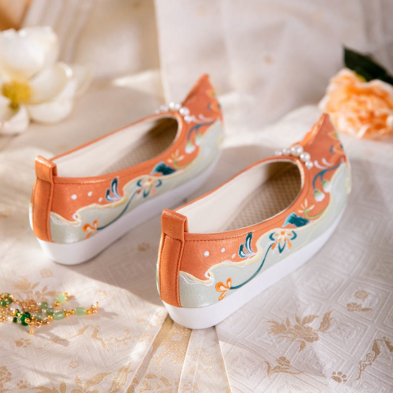 Sweet Retro Pearl Decor Floral Embroidery Shoes modakawa