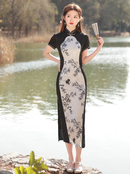 White with Black Bamboo Cheongsam Hanfu Story