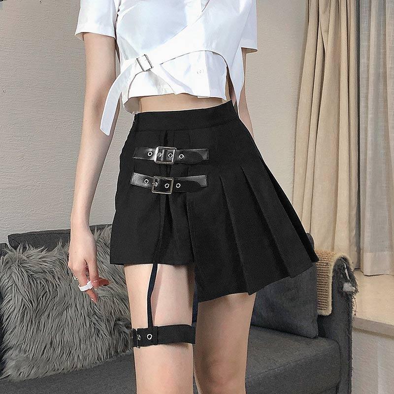 Y2K Buckle Leg Ring Mini Pleated Skirt Modakawa