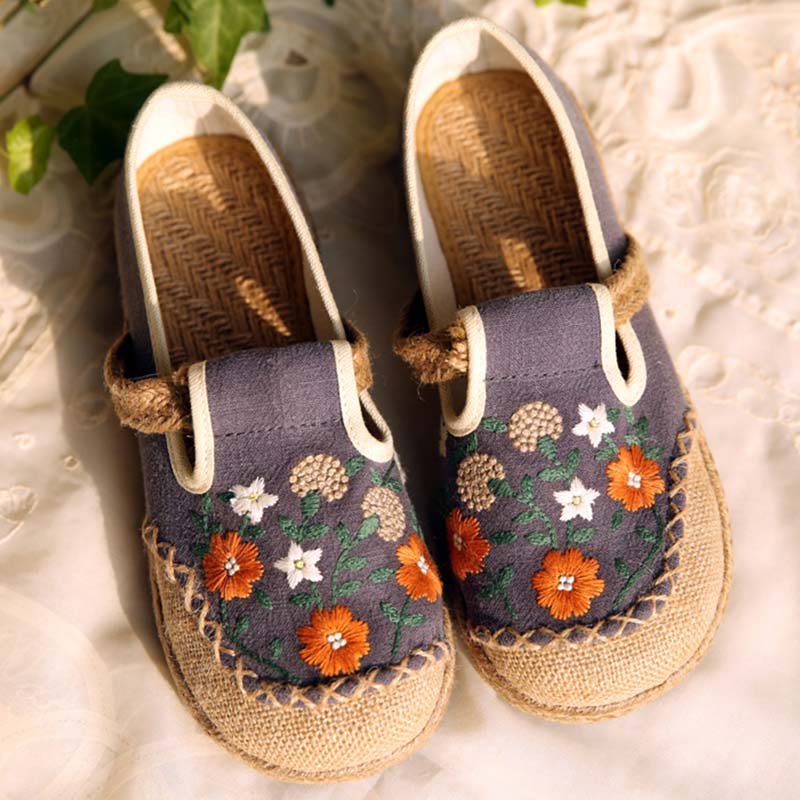 Vintage Floral Canvas Flats Shoes Modakawa