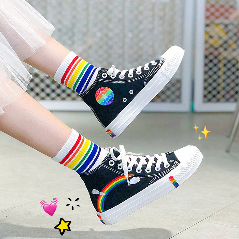 Stylish Rainbow Print High Top Canvas Shoes modakawa