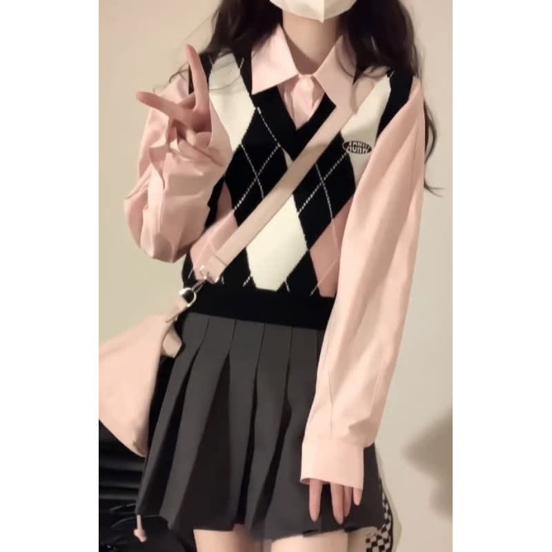 Pink Rhombus Print Vest Long Sleeve Shirt Pleated Skirt modakawa