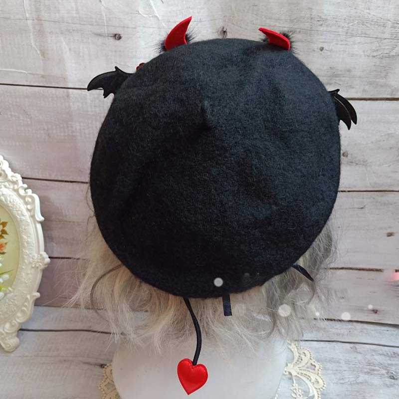 Chic Bat Wings Lolita Beret modakawa