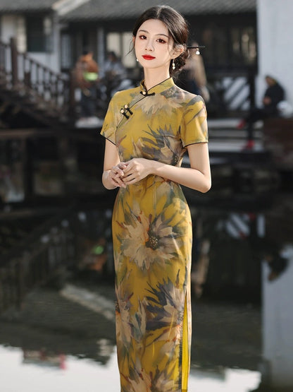 Sunflower Short Sleeve Long Cheongsam Hanfu Story