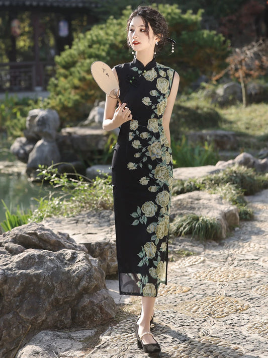 Black with Green Flowers Cheongsam Hanfu Story