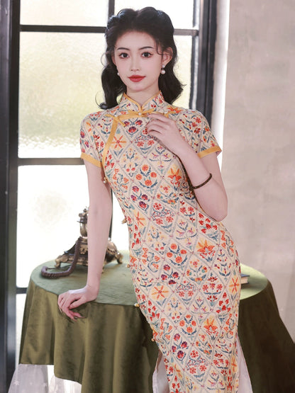 Lattice Floral Cheongsam Hanfu Story