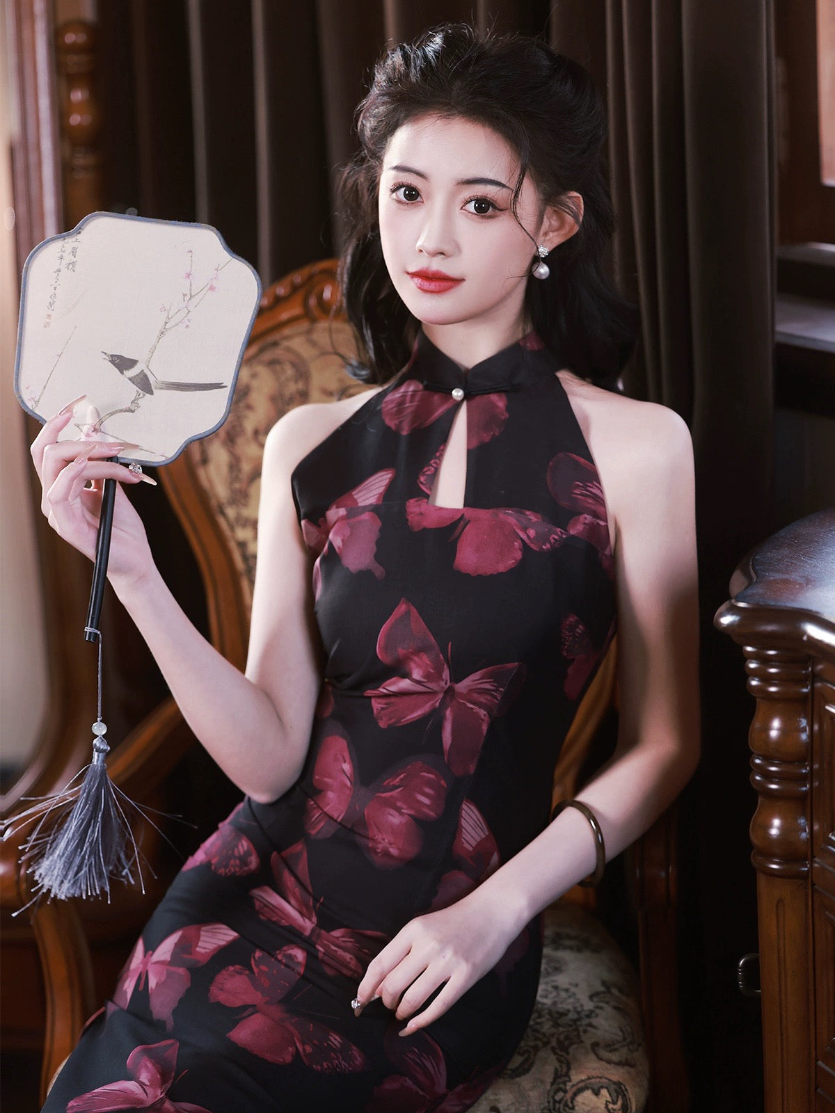 Vintage Butterfly Black Cheongsam Hanfu Story