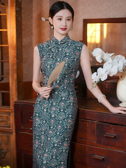 Elegant Classic Floral Cheongsam Hanfu Story