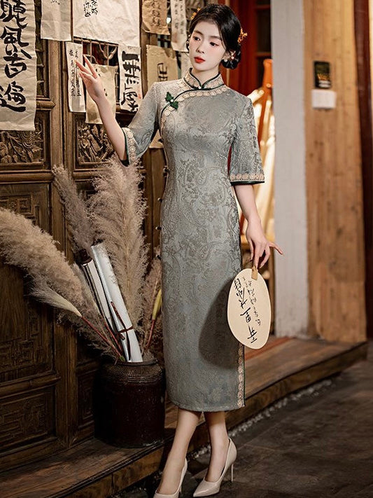 Grey Knotted Mid Sleeve Cheongsam Hanfu Story