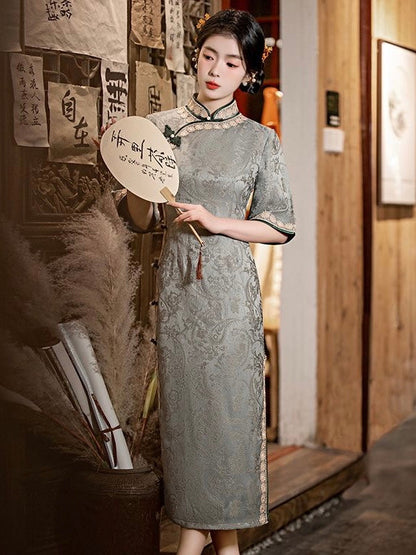 Grey Knotted Mid Sleeve Cheongsam Hanfu Story