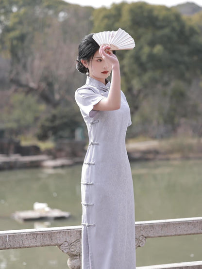 Elegant Satin Short Sleeve Cheongsam Hanfu Story