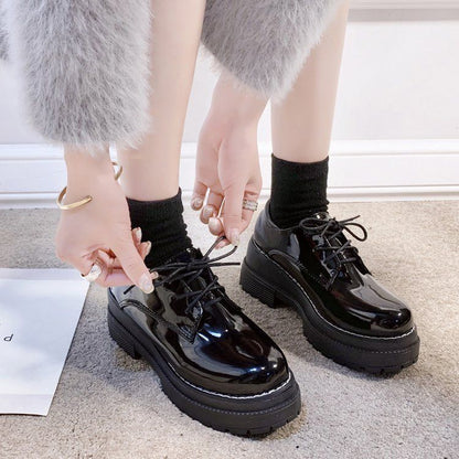 Round-Toe Faux Patent Leather Platform Oxfords mySite