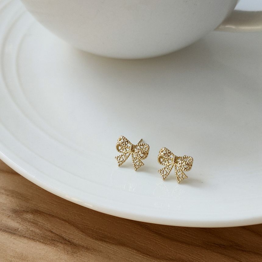 Sterling Silver Ribbon Stud Earring SpreePicky