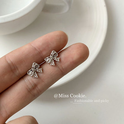 Sterling Silver Ribbon Stud Earring SpreePicky