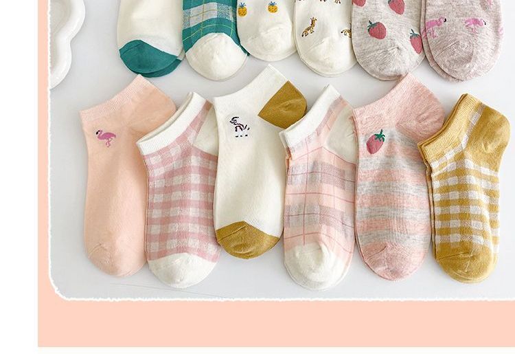 Set Of 6 Pairs: Jacquard Socks SpreePicky