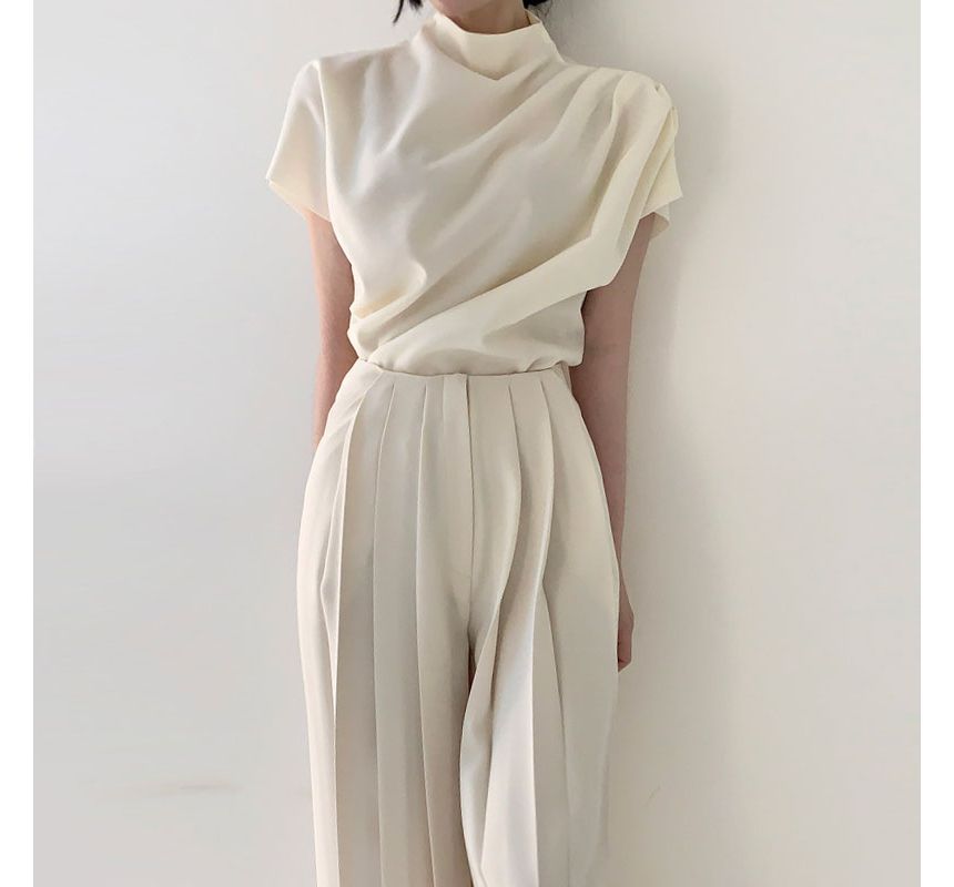 Short-Sleeve Mock Neck Blouse / High Waist Pleated Wide Leg Pants SpreePicky