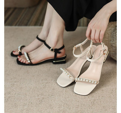 Beaded Low-Heel Sandals SpreePicky