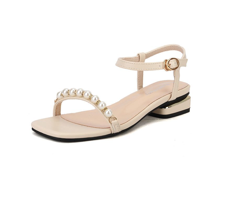 Beaded Low-Heel Sandals SpreePicky