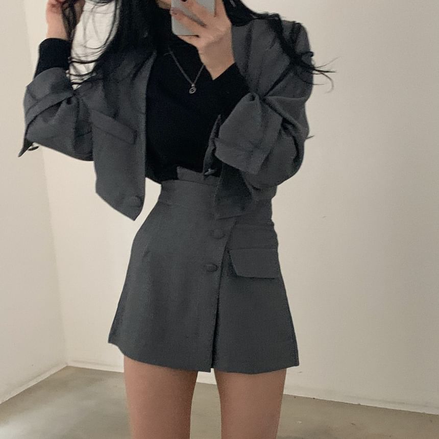 Set: Single-Button Cropped Plain Blazer + Buttoned Mini Skirt mySite