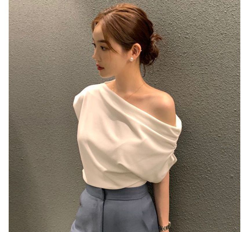 Cap-Sleeve Off-Shoulder Plain Asymmetrical Top SpreePicky