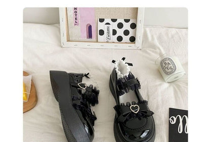 Platform Patent Heart Buckled Mary Jane Shoes mySite