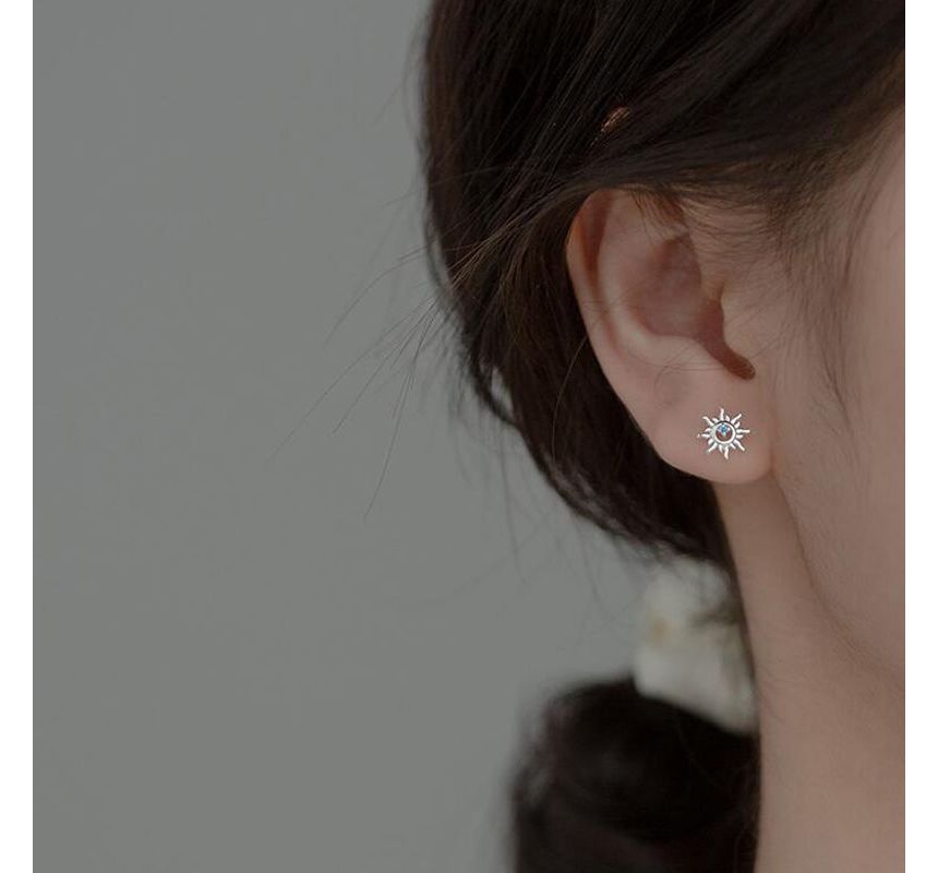 Sun Stud Earring SpreePicky