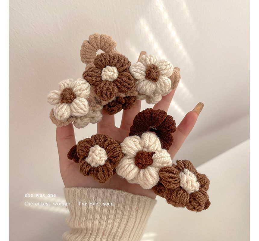 Floral Yarn Hair Clamp / Hair Clip / Headband SpreePicky