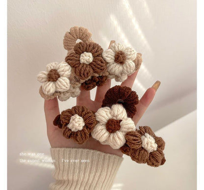 Floral Yarn Hair Clamp / Hair Clip / Headband SpreePicky