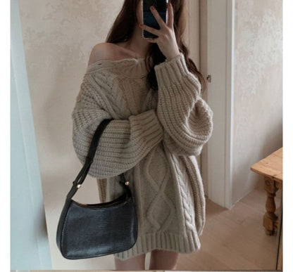 Crew Neck Button Cable Knit Sweater mySite