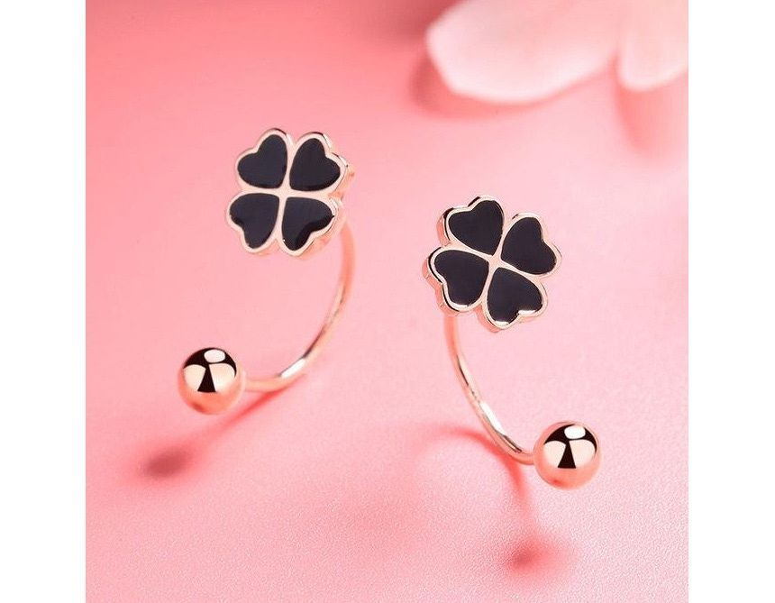 Clover Stud Earring mySite