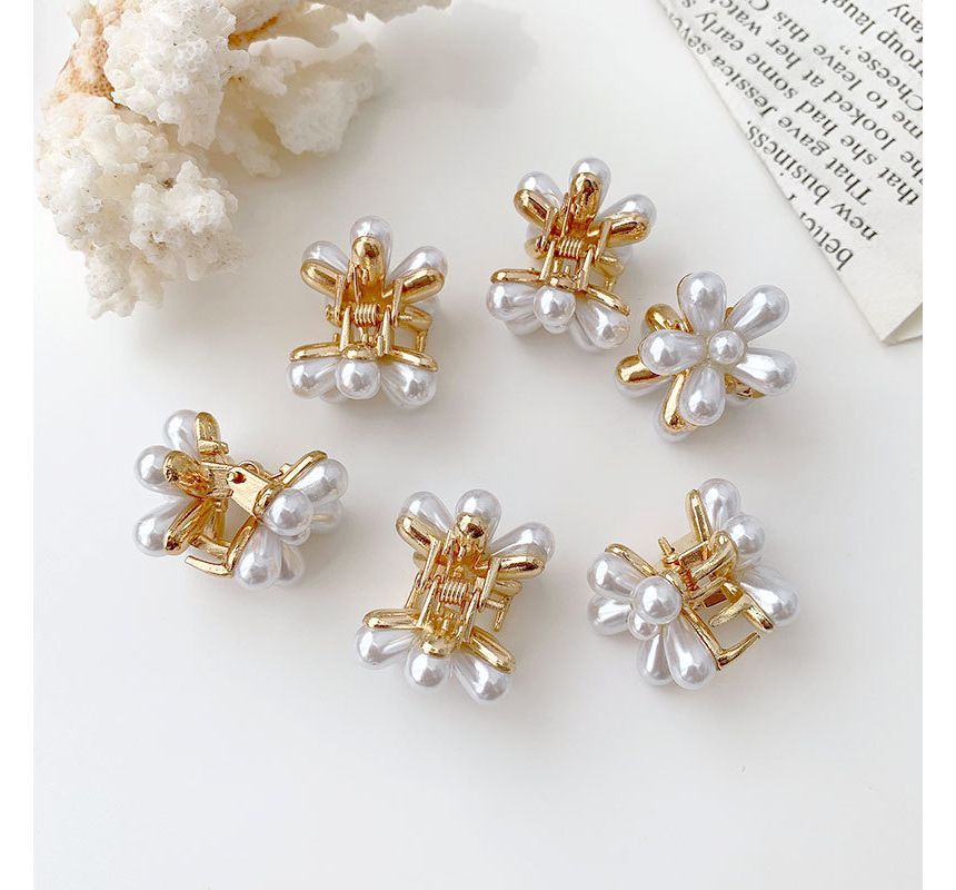 Faux Pearl Flower Hair Claw / Set of 6 SpreePicky