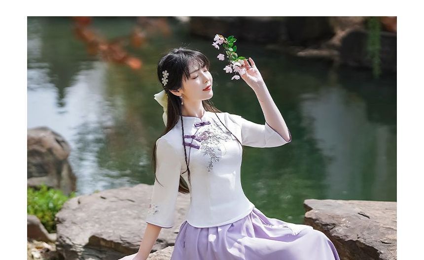 3/4-Sleeve Mock Neck Floral Embroidered Hanfu Top SpreePicky