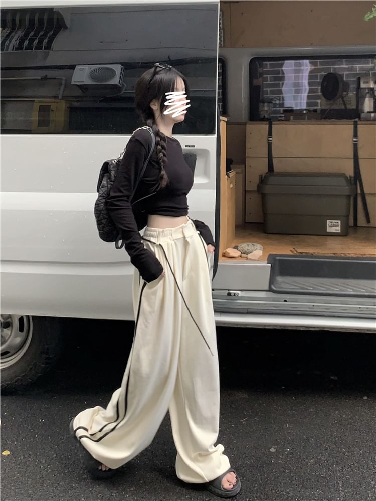 Leg Long-Sleeve / Cutout Waist Tee Crop Sweatpants Wide Neck Round Plain Striped Drawstring FashionChic