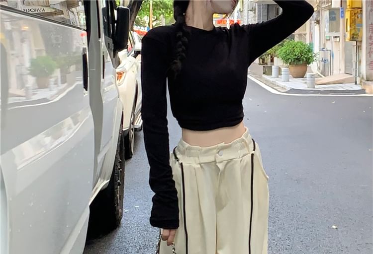 Leg Long-Sleeve / Cutout Waist Tee Crop Sweatpants Wide Neck Round Plain Striped Drawstring FashionChic