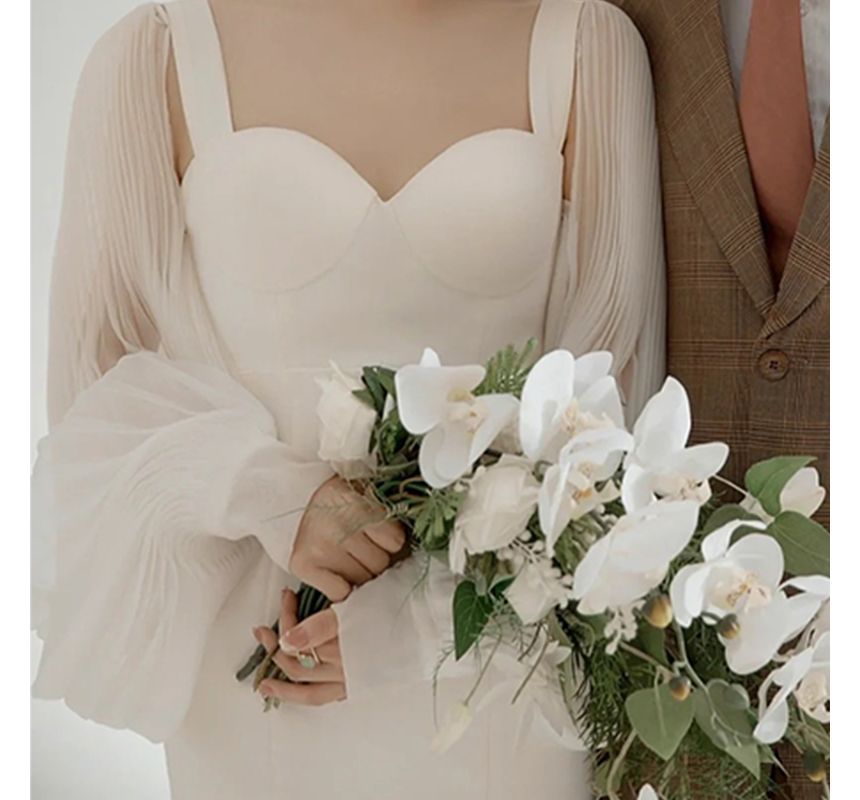 Long-Sleeve Sweetheart Neckline Plain Sheath Wedding Gown SpreePicky