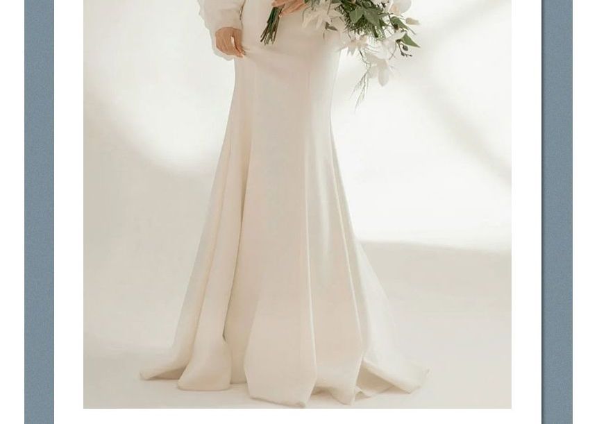 Long-Sleeve Sweetheart Neckline Plain Sheath Wedding Gown SpreePicky