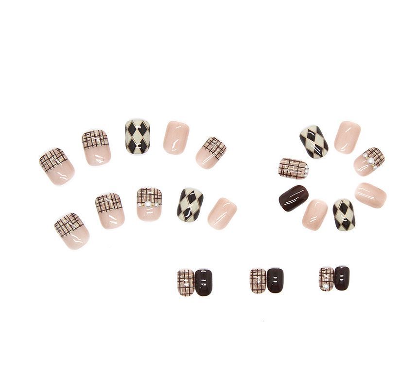 Argyle Faux Nail Tips SpreePicky