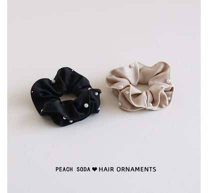 Faux Pearl Scrunchie mySite