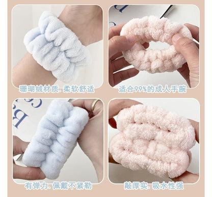 Plain Face Wash Wrist Band SpreePicky