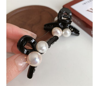 Faux Pearl Mini Hair Clip SpreePicky