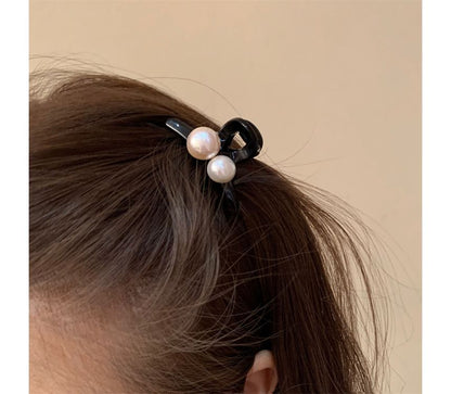 Faux Pearl Mini Hair Clip SpreePicky