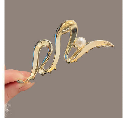 Faux Pearl Hair Claw SpreePicky