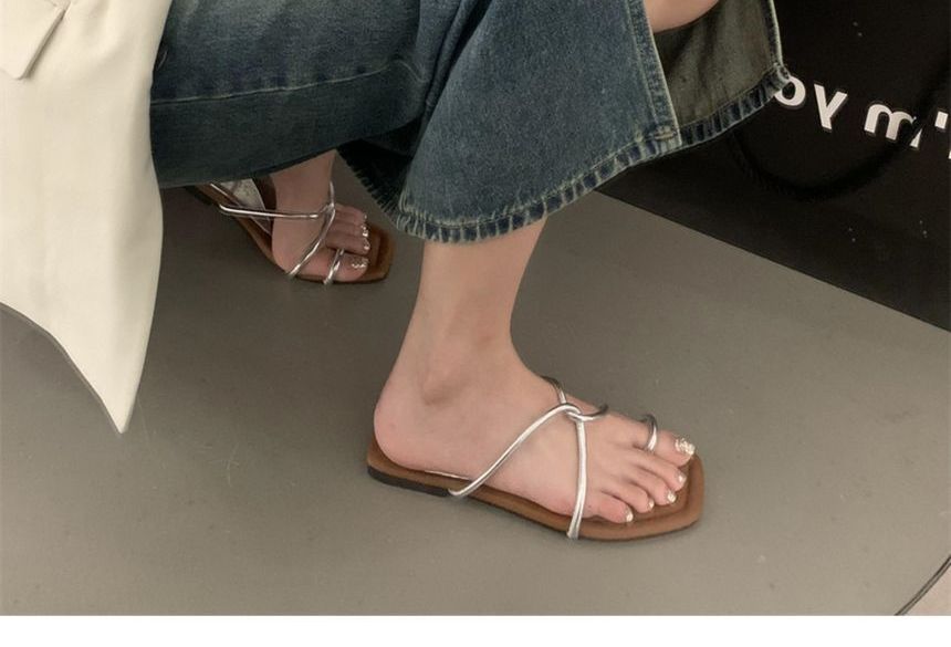 Toe Loop Strappy Slide Sandals SpreePicky