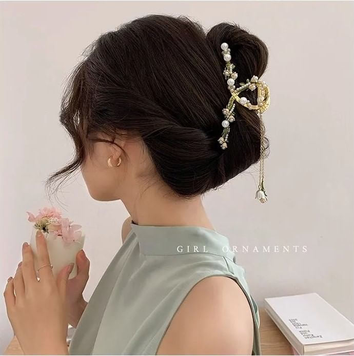 Faux Pearl Flower Hair Claw / Hair Clip SpreePicky