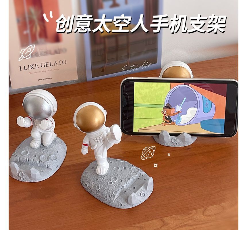 Astronaut Resin Desktop Phone Tablet Stand SpreePicky