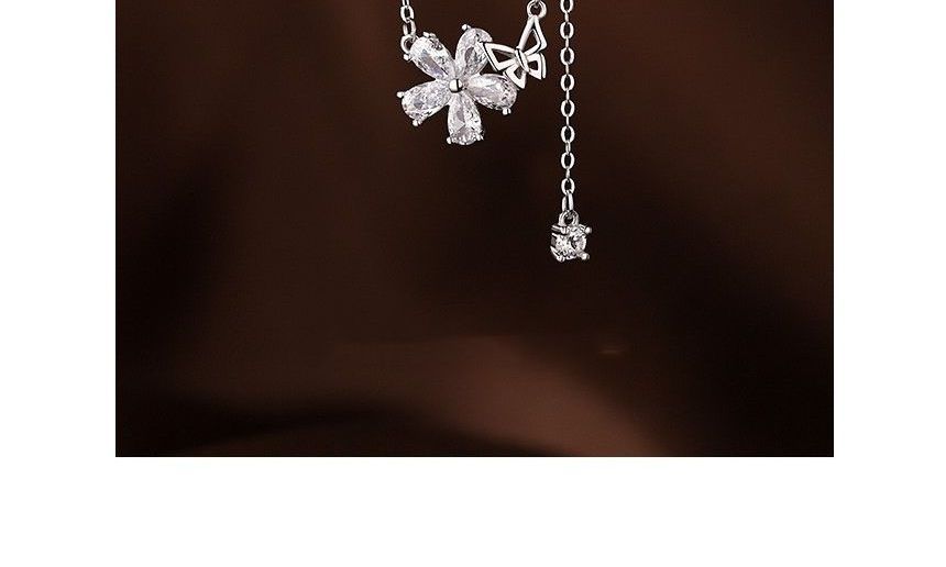 Floral Pendant Alloy Choker SpreePicky